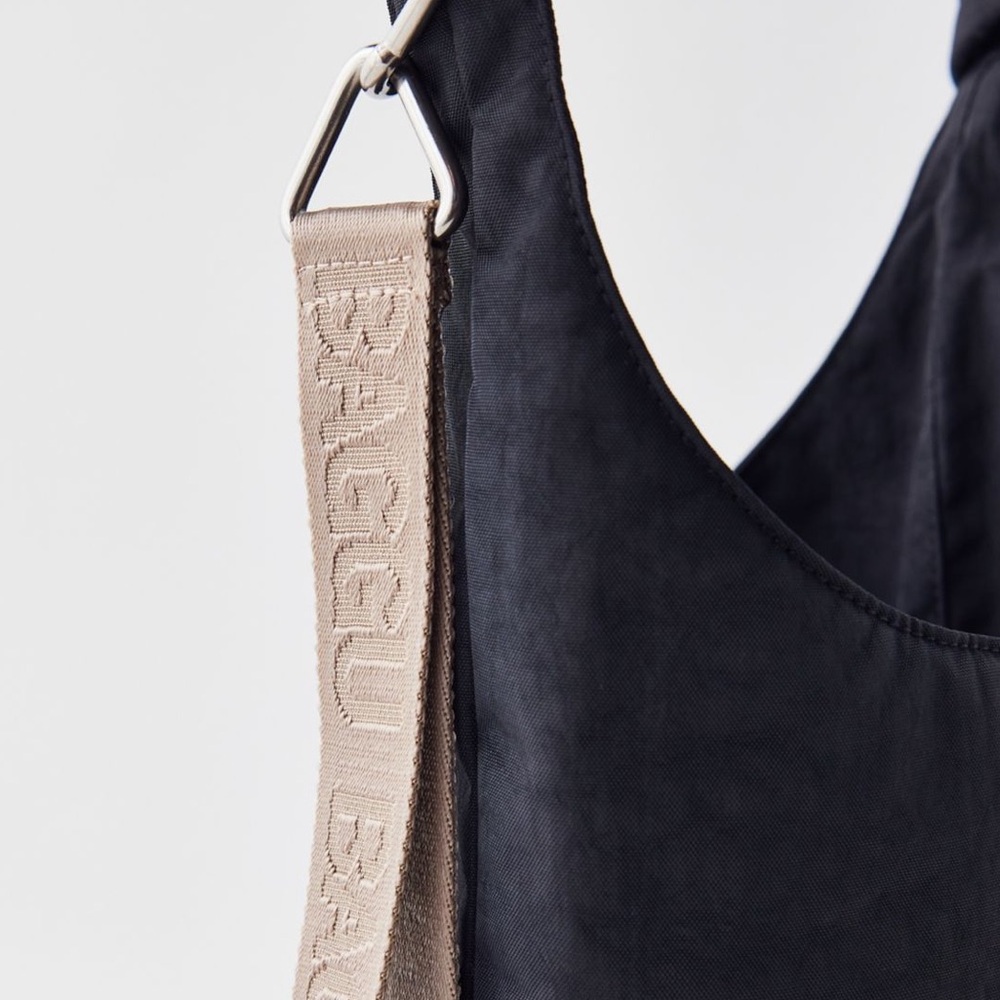 BAGGU - DOVE KEYCHAIN